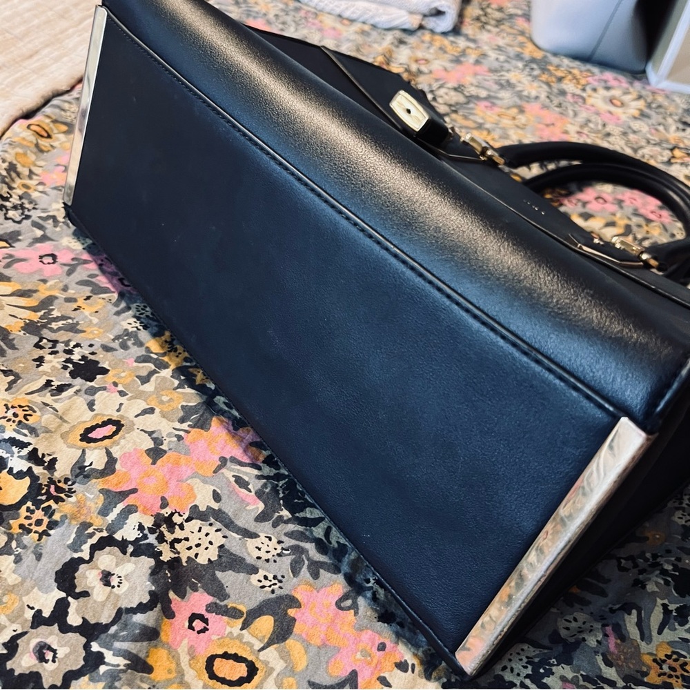 Structured tote - Picture 2 of 8